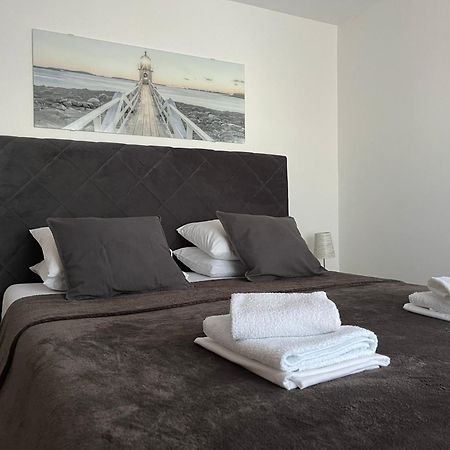 Feral Appartement Sveti Juraj Buitenkant foto