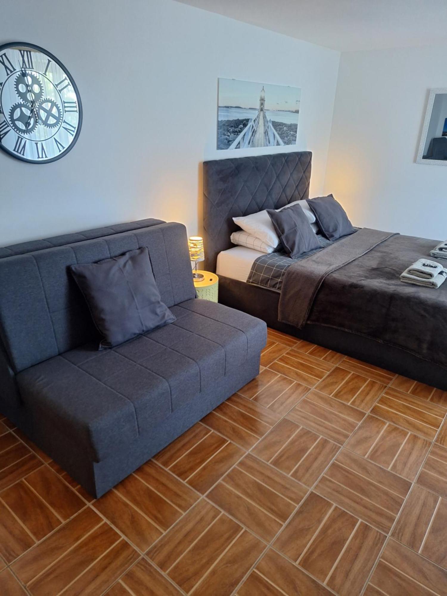 Feral Appartement Sveti Juraj Buitenkant foto