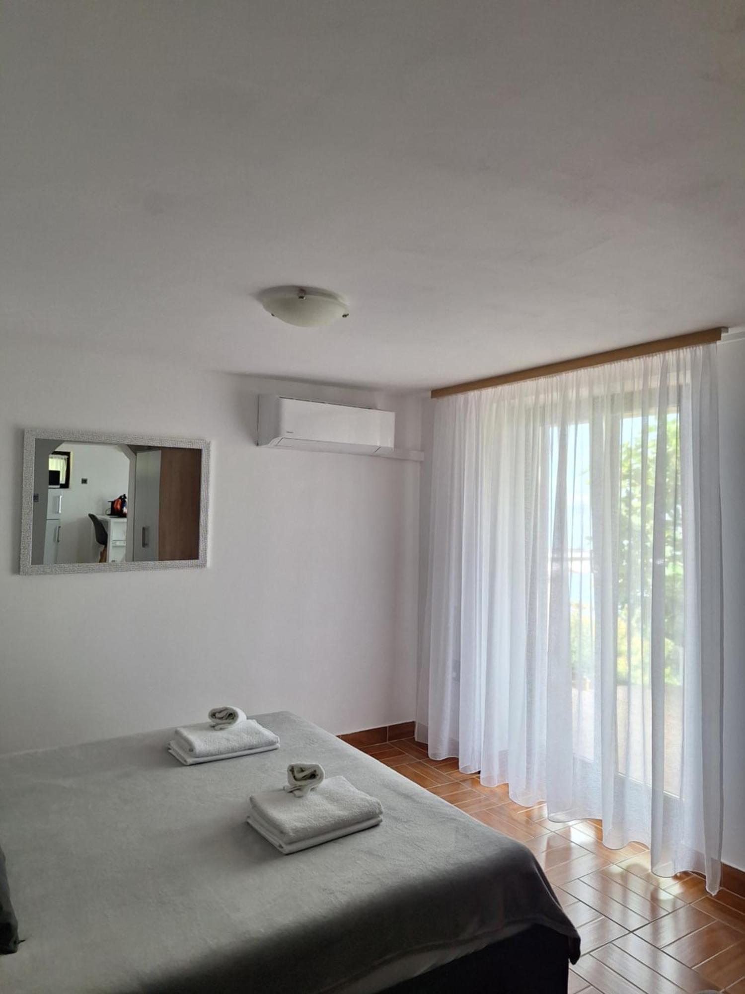 Feral Appartement Sveti Juraj Buitenkant foto